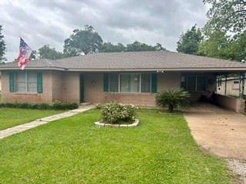 Photo of 602 Havard Street, Cheneyville, LA 71325 (MLS # CN2557850)