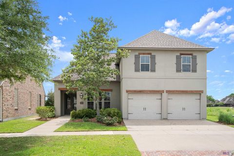 Photo of 3510 E Spanish Trl Trl, Zachary, LA 70791 (MLS # BR2026007551)