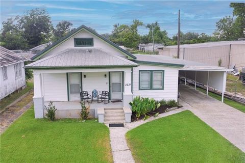 Photo of 2231 S Central Avenue Ave, Lutcher, LA 70071 (MLS # NO2543582)