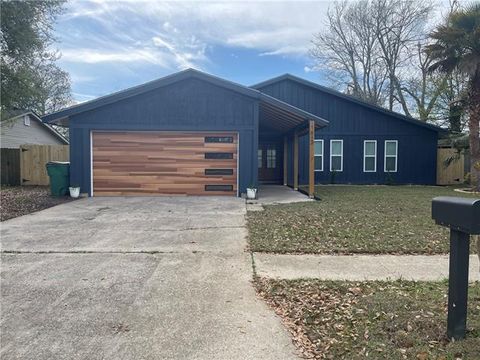 Photo of 1613 Bayonne Drive Dr, Laplace, LA 70068 (MLS # NO2547393)