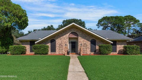 Photo of 1608 Walnut Street, New Iberia, LA 70560 (MLS # 2600007986)