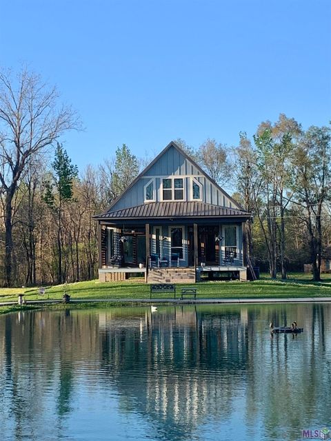 Photo of 10082 Swanson Rd, Port Allen, LA 70767 (MLS # BR2026003187)