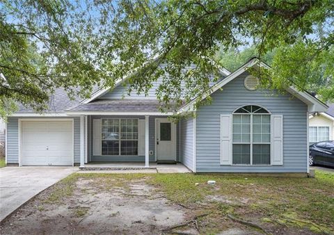 Photo of 2511 Oriole Street St, Slidell, LA 70460 (MLS # NO2544606)
