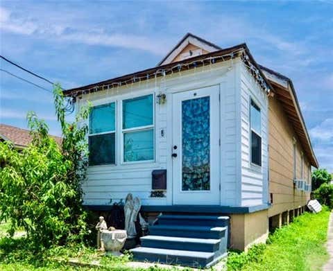 Photo of 2925 Hollygrove Street St, New Orleans, LA 70118 (MLS # NO2570122)