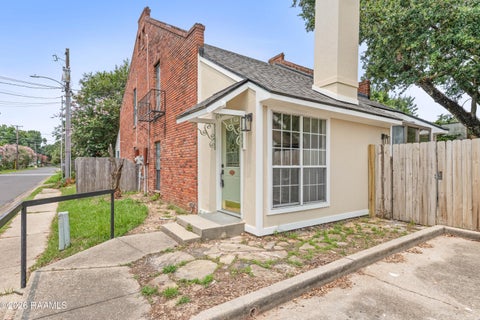 Photo of 200 Curtis Street #C, Lafayette, LA 70506 (MLS # 2600006006)