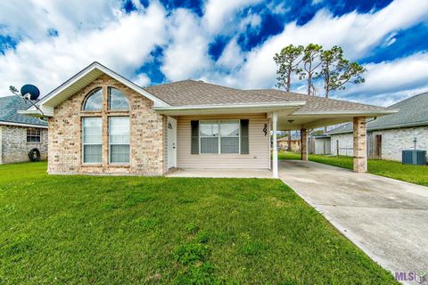Photo of 207 Evelyn Avenue Ave, Houma, LA 70363 (MLS # BY2026008764)