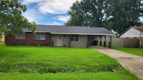 Photo of 13 Riverpark Drive DR, Hahnville, LA 70057 (MLS # NO2567046)