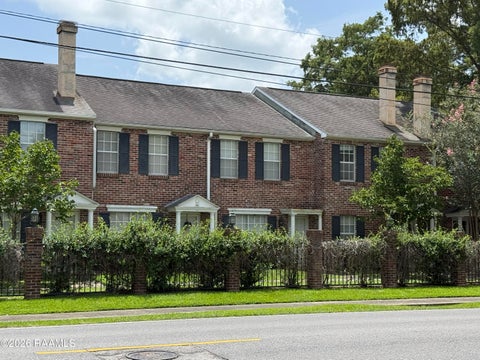 Photo of 416 Doucet Road #1b, Lafayette, LA 70503 (MLS # 2600006676)