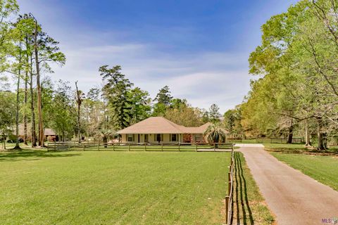 Photo of 28675 Red Oak Dr Dr, Walker, LA 70785 (MLS # BR2026006046)