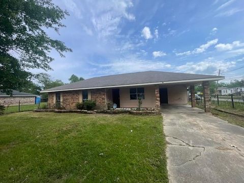 Photo of 1611 Palmetto Street RD, Hammond, LA 70403 (MLS # NO2556565)
