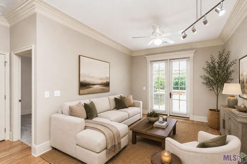 Photo of 7707 Bluebonnet Blvd Blvd #205, Baton Rouge, LA 70810 (MLS # BR2026009846)