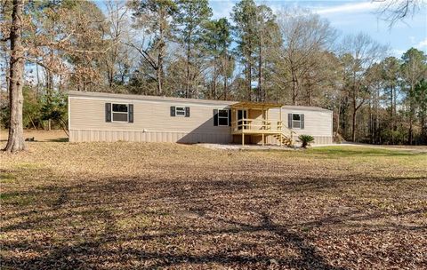 Photo of 3741 Cactus Drive Dr, Pineville, LA 71360 (MLS # CN2538949)
