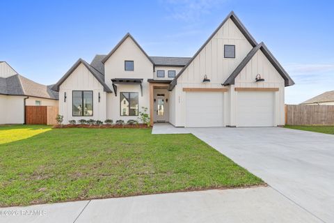 Photo of 111 Travellers Palm Way, Broussard, LA 70518 (MLS # 2600003935)