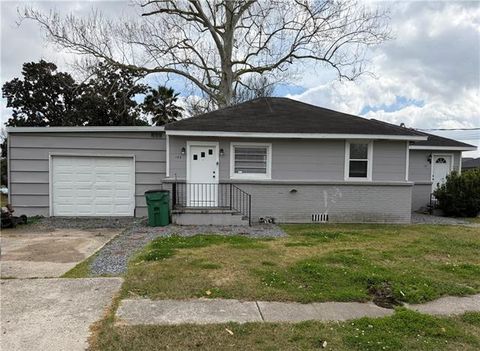 Photo of 133 Caroline Avenue Ave, River Ridge, LA 70123 (MLS # NO2543401)