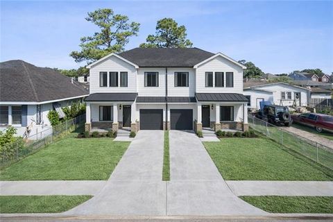 Photo of 4437 Prairie Street St, Metairie, LA 70001 (MLS # NO2551814)