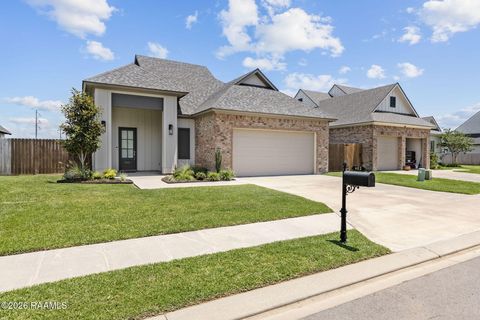 Photo of 402 Last Quarter Drive, Youngsville, LA 70592 (MLS # 2600004773)