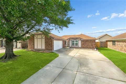 Photo of 2265 Killington Drive Dr, Harvey, LA 70058 (MLS # NO2554030)
