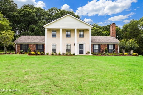 Photo of 1006 Carla Drive, St. Martinville, LA 70582 (MLS # 2600005105)