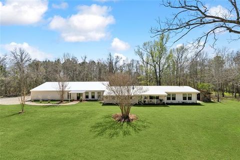 Photo of 80695 Bobbaxter Road, Bush, LA 70431 (MLS # NO2546034)