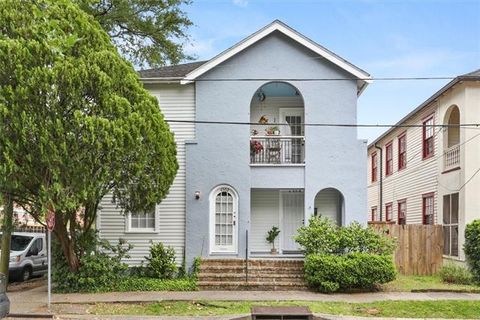 Photo of 4502-04 Pitt Street St, New Orleans, LA 70115 (MLS # NO2553959)