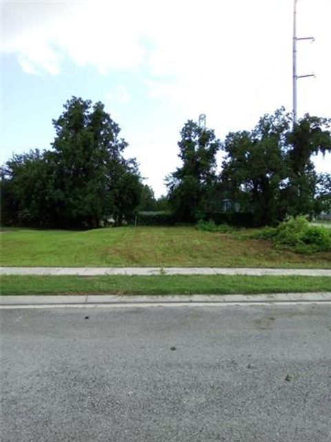 Photo of 2937 Laussat Place Pl, New Orleans, LA 70117 (MLS # NO2548065)