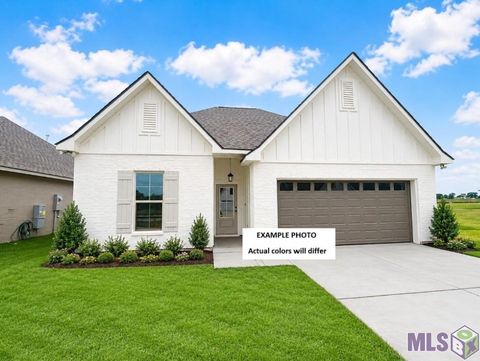Photo of 71275 Porter Drive, Abita Springs, LA 70420 (MLS # NO2026011737)