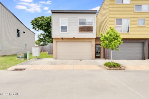 Photo of 314 Highland Oaks Lane, Lafayette, LA 70508 (MLS # 2600003976)