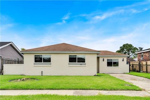 Photo of 252 Glendella Drive DR, Avondale, LA 70094 (MLS # NO2559283)