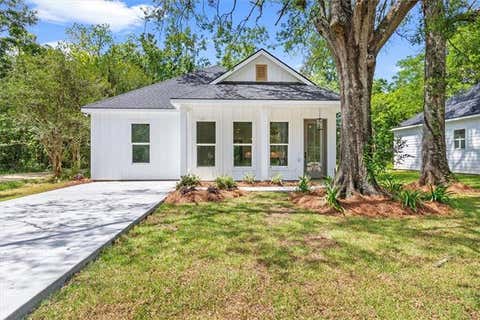 Photo of 301 W 27th Avenue Ave, Covington, LA 70433 (MLS # NO2573978)