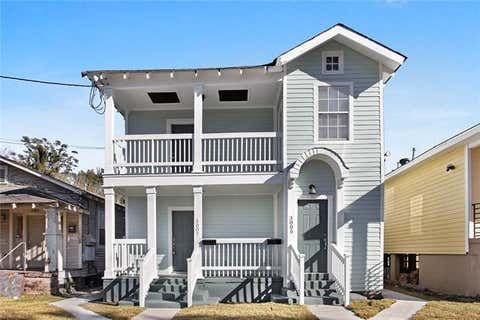 Photo of 3007 Robert Street St, New Orleans, LA 70125 (MLS # NO2573455)