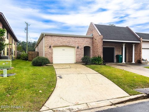 Photo of 133 Castle Row #A, Lafayette, LA 70506 (MLS # 2500006157)