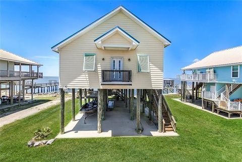 Photo of 25307 Chef Menteur Highway Hwy, New Orleans, LA 70129 (MLS # NO2553644)