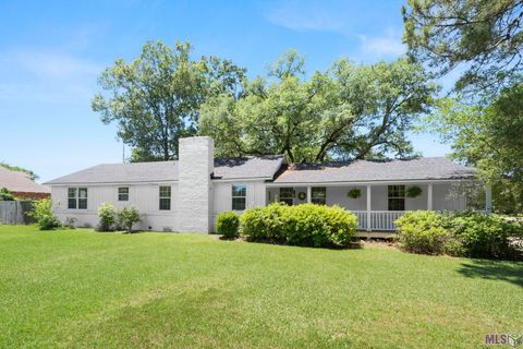 Photo of 1400 Sharp Rd Rd, Baton Rouge, LA 70815 (MLS # BR2026008893)