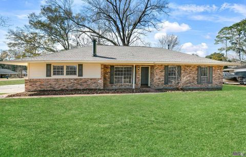 Photo of 5219 Goodland Dr Dr, Central, LA 70739 (MLS # BR2026009842)