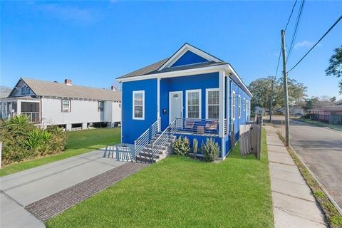 Photo of 639 Richard Street, Gretna, LA 70053 (MLS # NO2557096)