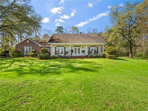Photo of 19503 Pinewood Road, Bogalusa, LA 70427 (MLS # NO2549162)