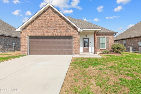 Photo of 124 Alpine Meadows Lane, Lafayette, LA 70506 (MLS # 2600000968)