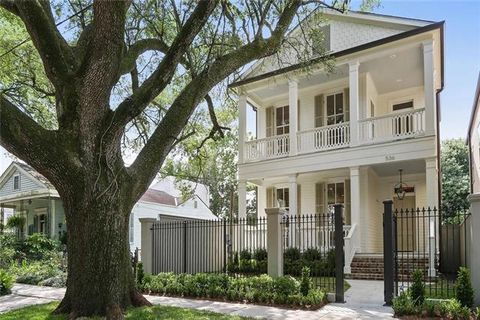 Photo of 536 Nashville Avenue Ave, New Orleans, LA 70115 (MLS # NO2548979)