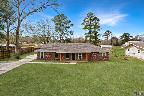 Photo of 13029 Babin Rd Rd, Gonzales, LA 70737 (MLS # BR2026003031)