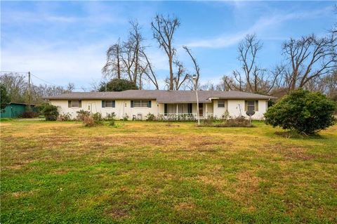 Photo of 7455 Highway 1, Boyce, LA 71409 (MLS # CN2534668)