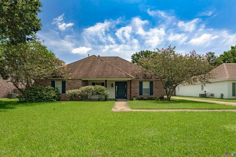 Photo of 6215 Destrahan Drive DR, Baton Rouge, LA 70820 (MLS # BR2026012411)