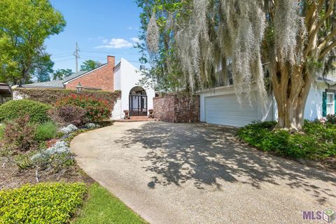 Photo of 1342 Applewood Rd Rd, Baton Rouge, LA 70808 (MLS # BR2026005264)