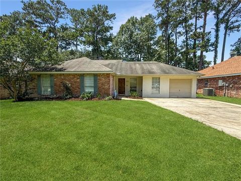 Photo of 2154 Biron Street ST, Mandeville, LA 70448 (MLS # NO2560180)