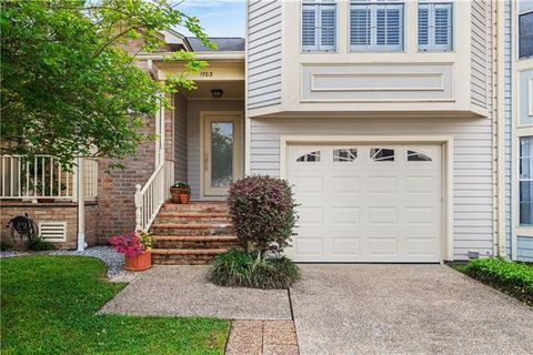 Photo of 1703 Audubon Trace Trce #1703, Jefferson, LA 70121 (MLS # NO2551424)