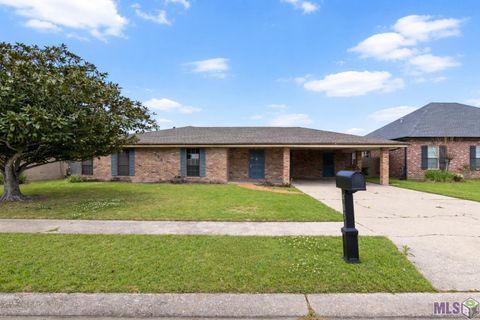 Photo of 903 Eagle Dr Dr, Houma, LA 70364 (MLS # BY2026004826)
