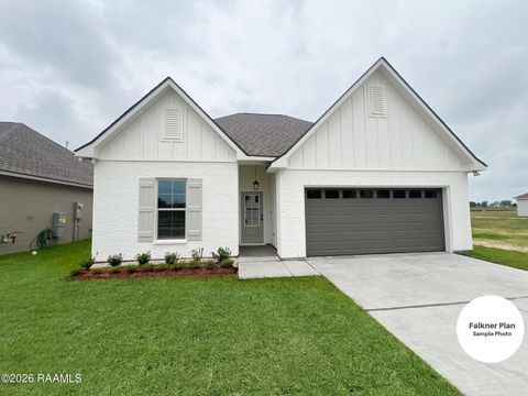 Photo of 105 Lotus Street, Broussard, LA 70518 (MLS # 2600000927)