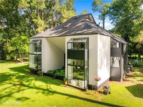 Photo of 5706 Dyer Drive Dr, Alexandria, LA 71302 (MLS # CN2543194)