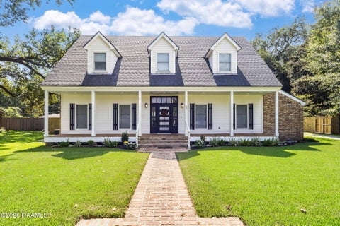 Photo of 125 Donald Drive, Lafayette, LA 70503 (MLS # 2600008892)