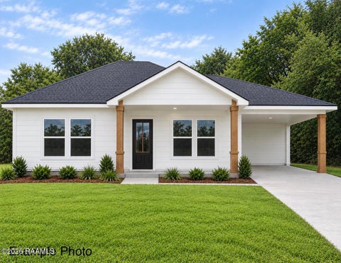 Photo of 619 E D Street, Rayne, LA 70578 (MLS # 2600008981)