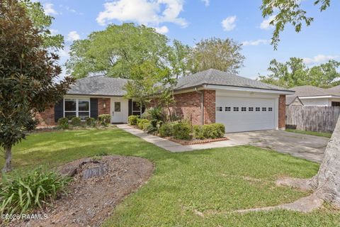 Photo of 204 Larchwood Drive, Lafayette, LA 70503 (MLS # 2600002859)